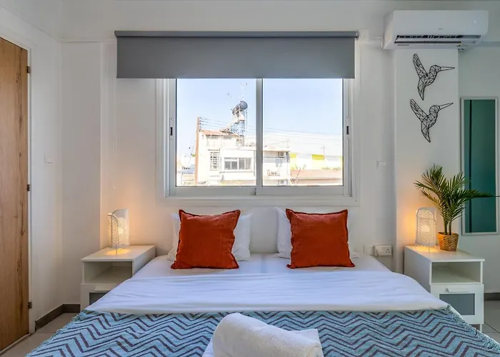 Lägenhet Sofia's Cosy In Larnaca